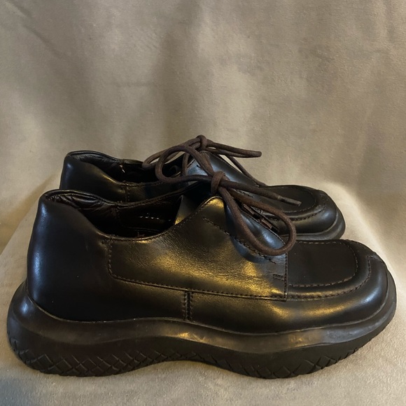 Prada Women’s Platform Oxford Brown 5.5 US | 35.5 - Picture 1 of 12